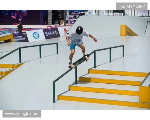 杭州滑板队在极限运动会中的精彩节奏表现与技术分析